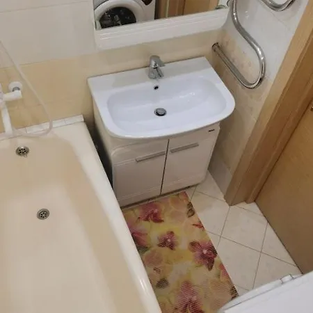 Utulny Apartman S Dlouhym Balkonem Apartment *